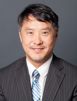 Photo of Francis Shen.