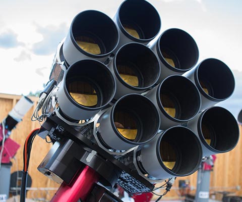 Photo of the Dragonfly Telephoto Array.