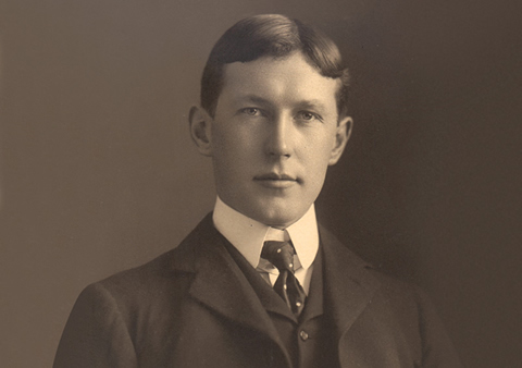 Photo of John McCrae.