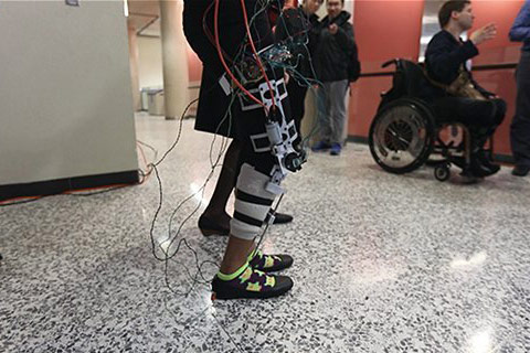 Photo of mechanized leg brace