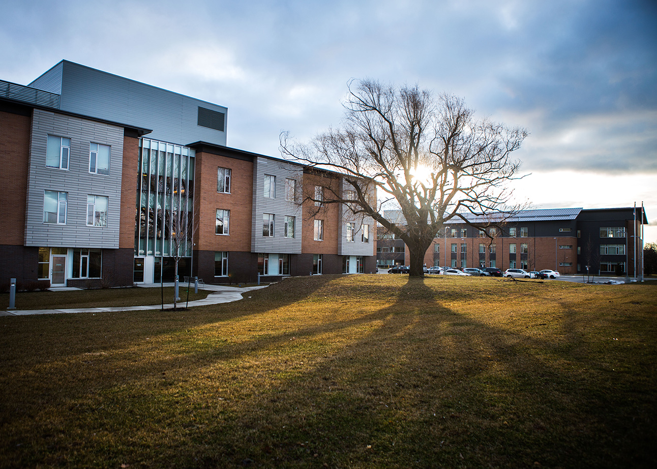 Outdoor shot of Kipling Acres building and grounds