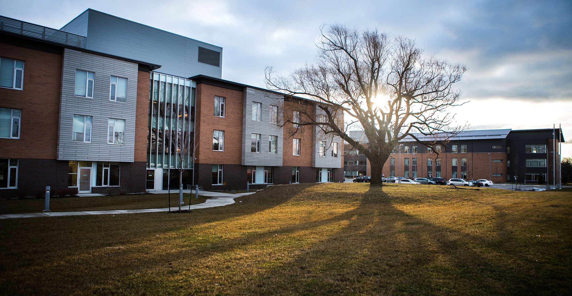 Outdoor shot of Kipling Acres building and grounds